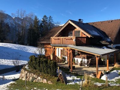 Außenansicht Ferienwohnung Unterberger mit Garten