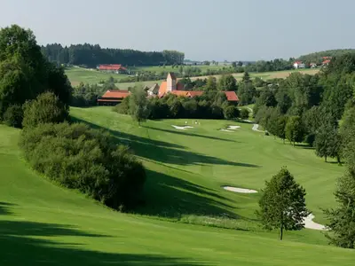 Golfplatz Uttlau.jpg