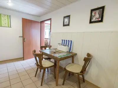 DiningRoom