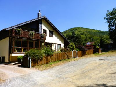 Außenansicht des Gebäudes. unser Ferienhaus inmitten der Natur