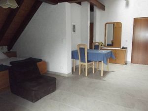 19324424-Ferienwohnung-2-Bad Herrenalb-300x225-5