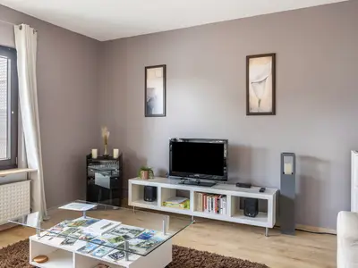 Photo, INSIDE, OUTSIDE