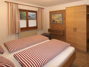 18295879-Ferienwohnung-4-Bad Hindelang-300x225-2