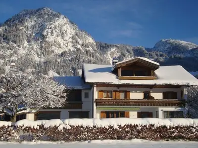 Ferienwohnung für 3 Personen (42 m²) in Bad Hindelang 1/10