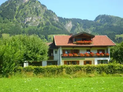 Ferienwohnung für 3 Personen (42 m²) in Bad Hindelang 2/10