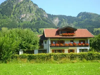 Ferienwohnung für 3 Personen (42 m²) in Bad Hindelang 4/10