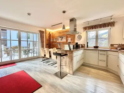 Ferienwohnung für 6 Personen (84 m²) in Bad Hindelang 1/10