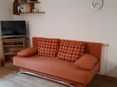 Küche mit Sofa