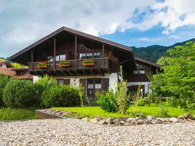 Unser Haus im Sommer