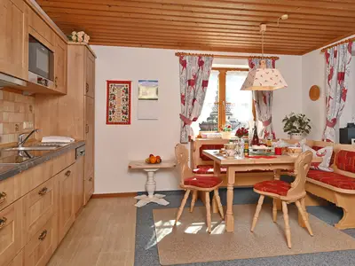 Ferienwohnung Süd Küche April 2024 (3)