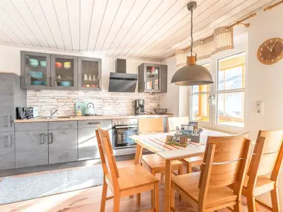 Ferienwohnung für 5 Personen (80 m²) in Bad Hindelang 1/10