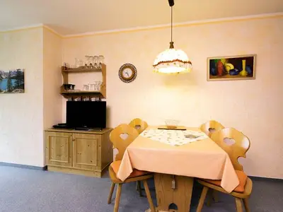 Ferienwohnung für 3 Personen (41 m²) in Bad Hindelang 3/10