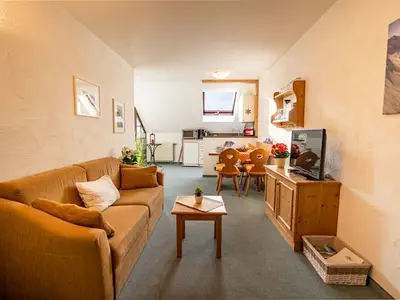 Ferienwohnung für 4 Personen (41 m²) in Bad Hindelang 1/10