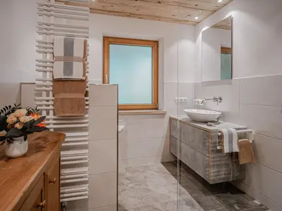 K-69102_FeWo-Alpenroesle-Bad_6752_©Tanner-Werbung