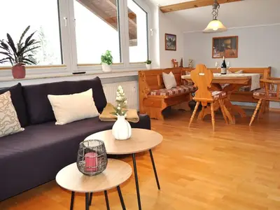 Ferienwohnung für 3 Personen (80 m²) in Bad Hindelang 1/10