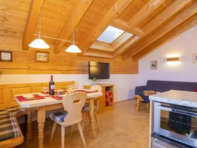 Wohnraum mit Küchenzeile Ferienwohnung 2