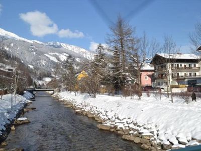 Blick Archenbrücke zum Appartmenthaus Lafenthaler