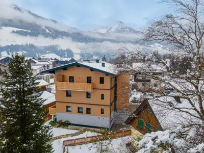 Außenseite Ferienhaus [Winter]