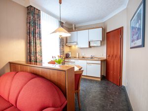 23293532-Ferienwohnung-4-Bad Kissingen-300x225-5