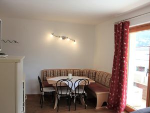 23360403-Ferienwohnung-4-Bad Kleinkirchheim-300x225-3