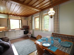 23058537-Ferienwohnung-4-Bad Kleinkirchheim-300x225-0