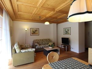 24048704-Ferienwohnung-4-Bad Kleinkirchheim-300x225-0