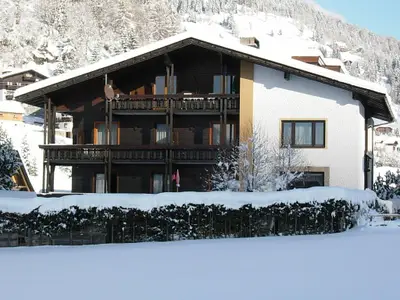 Winter Haus Nadja
