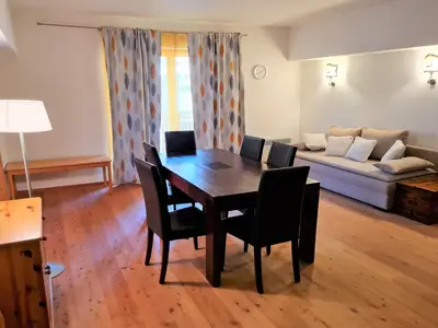 DiningRoom