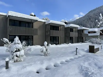 FE50C8D7-E5C9-44D1-80C1-127FD6022241