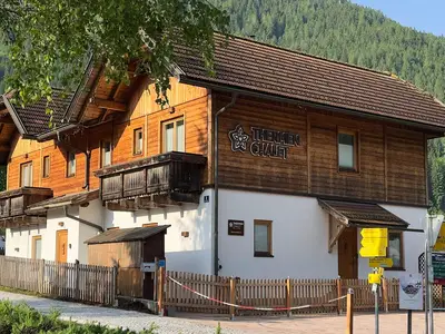 THERMEN-CHALET Maibrunnenweg 8