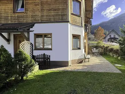 THERMEN-CHALET Gartenbereich