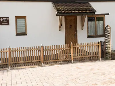 THERMEN-CHALET Parkplatz