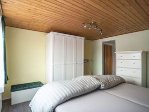 24035755-Ferienwohnung-5-Bad Klosterlausnitz-300x225-5