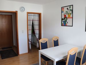 22881209-Ferienwohnung-4-Bad Königshofen im Grabfeld-300x225-5