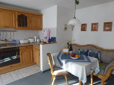 Ferienwohnung für 2 Personen (40 m²) in Bad Kohlgrub 4/8