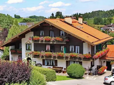 Ferienwohnung für 2 Personen (22 m²) in Bad Kohlgrub 1/9