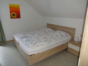 18809069-Ferienwohnung-3-Bad Kohlgrub-300x225-1