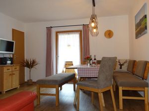 23783406-Ferienwohnung-6-Bad Kohlgrub-300x225-5