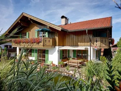 Ferienwohnung für 2 Personen (50 m²) in Bad Kohlgrub 1/10