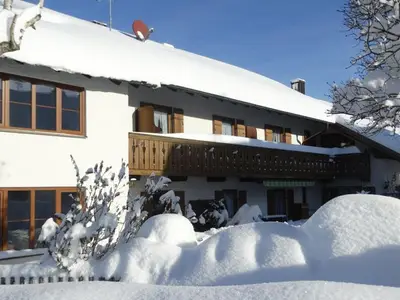 Ferienwohnung für 2 Personen (90 m²) in Bad Kohlgrub 2/10