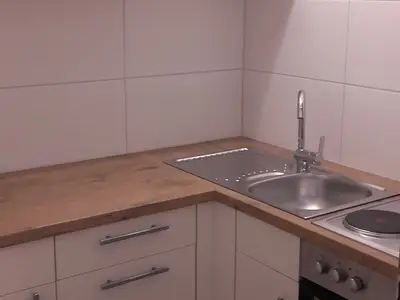 Blick in die kleine Küche