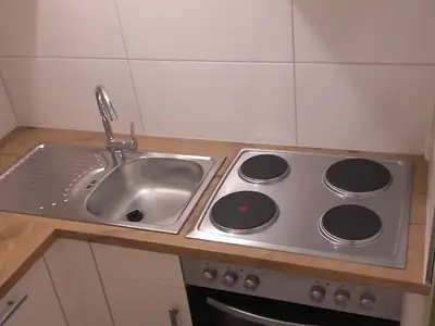 Blick in die kleine Küche