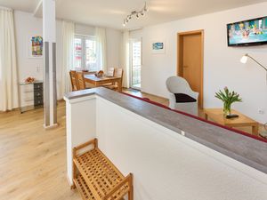 23390083-Ferienwohnung-4-Bad Krozingen-300x225-1