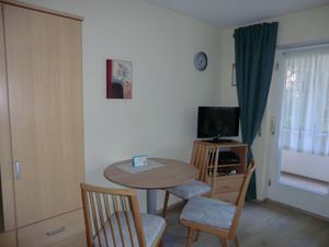 21633541-Ferienwohnung-2-Bad Krozingen-300x225-3