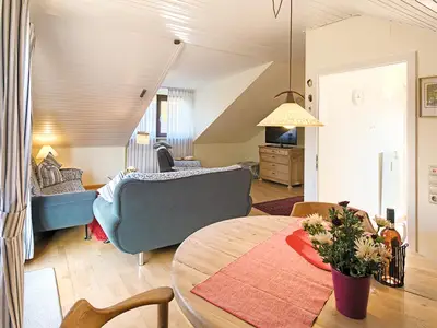 Photo, INSIDE, OUTSIDE