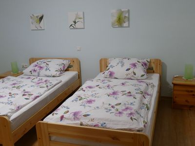 Schlafzimmer mit Einzelbetten