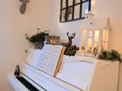 Klavier im Wohnraum