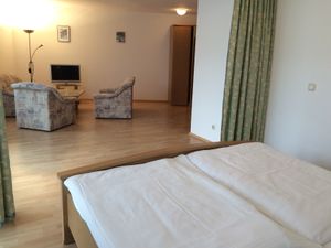 17889003-Ferienwohnung-4-Bad Langensalza-300x225-4