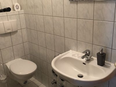 9B Nr. 1 - Badezimmer mit ebenerdiger Dusche