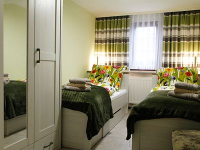 Ferienwohnung Familie Mergner - Schlafzimmer mit Einzelbetten